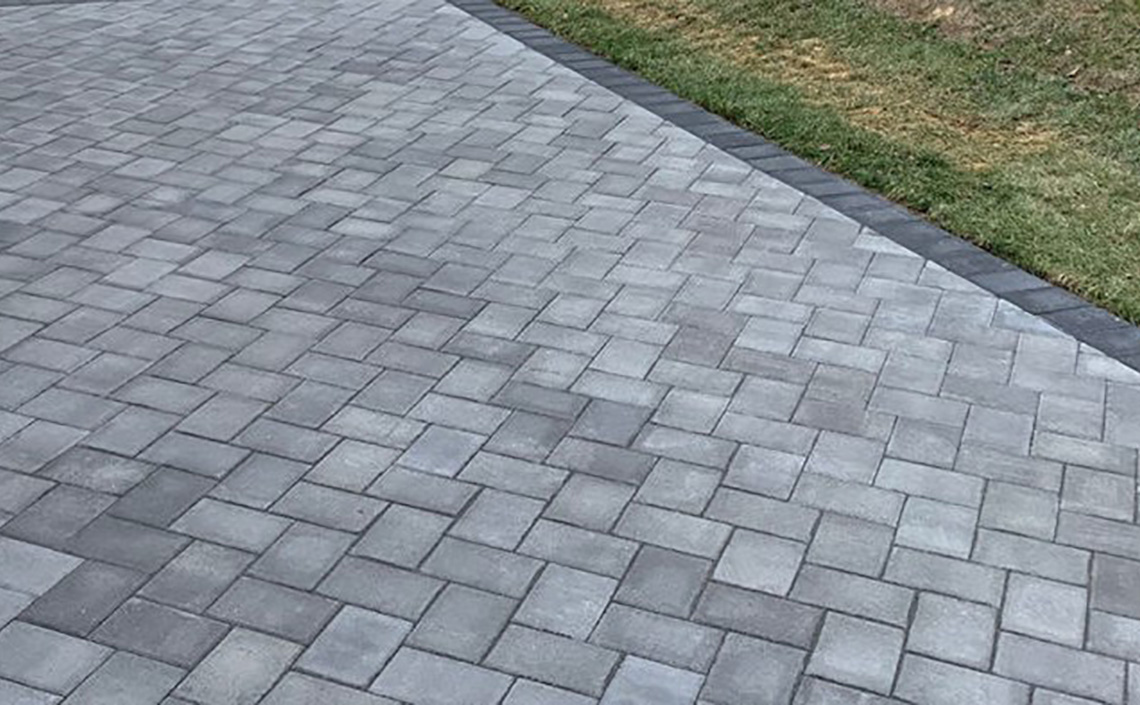 Concrete steps and landing